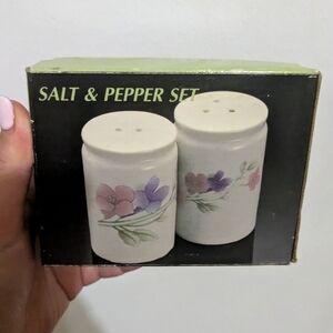 Vintage Floral Salt & Pepper Shaker Set - Cream with Purple and Pink Accents